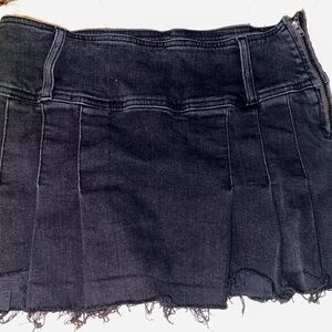 BDG Urban Outfitters Charcoal Gray Denim Pleated Mini Skirt Size XS